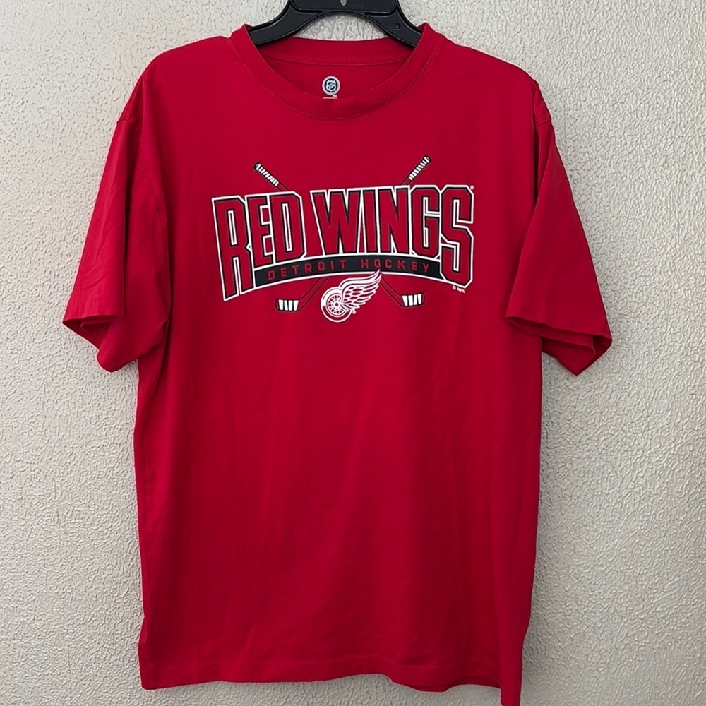 Mens NHL Detroit Red Wings Hockey Tshirt Red Large 42/44